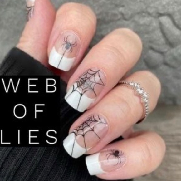 Color Street Web of Lies Clear Overlay Spiders Webs Real Nail Polish Strips - Picture 2 of 10